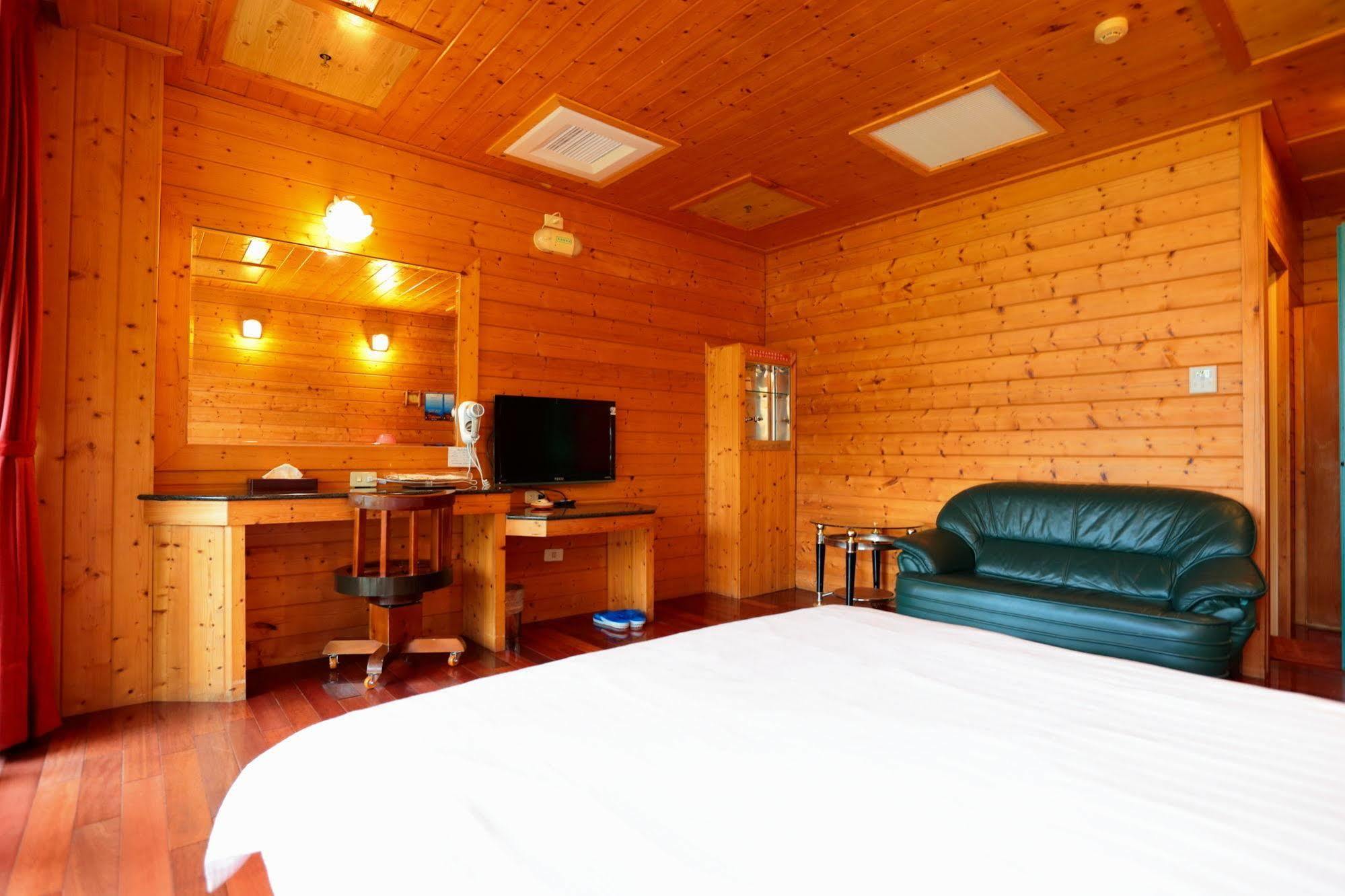 Kingtaiwan Hotel Lugu Exteriör bild