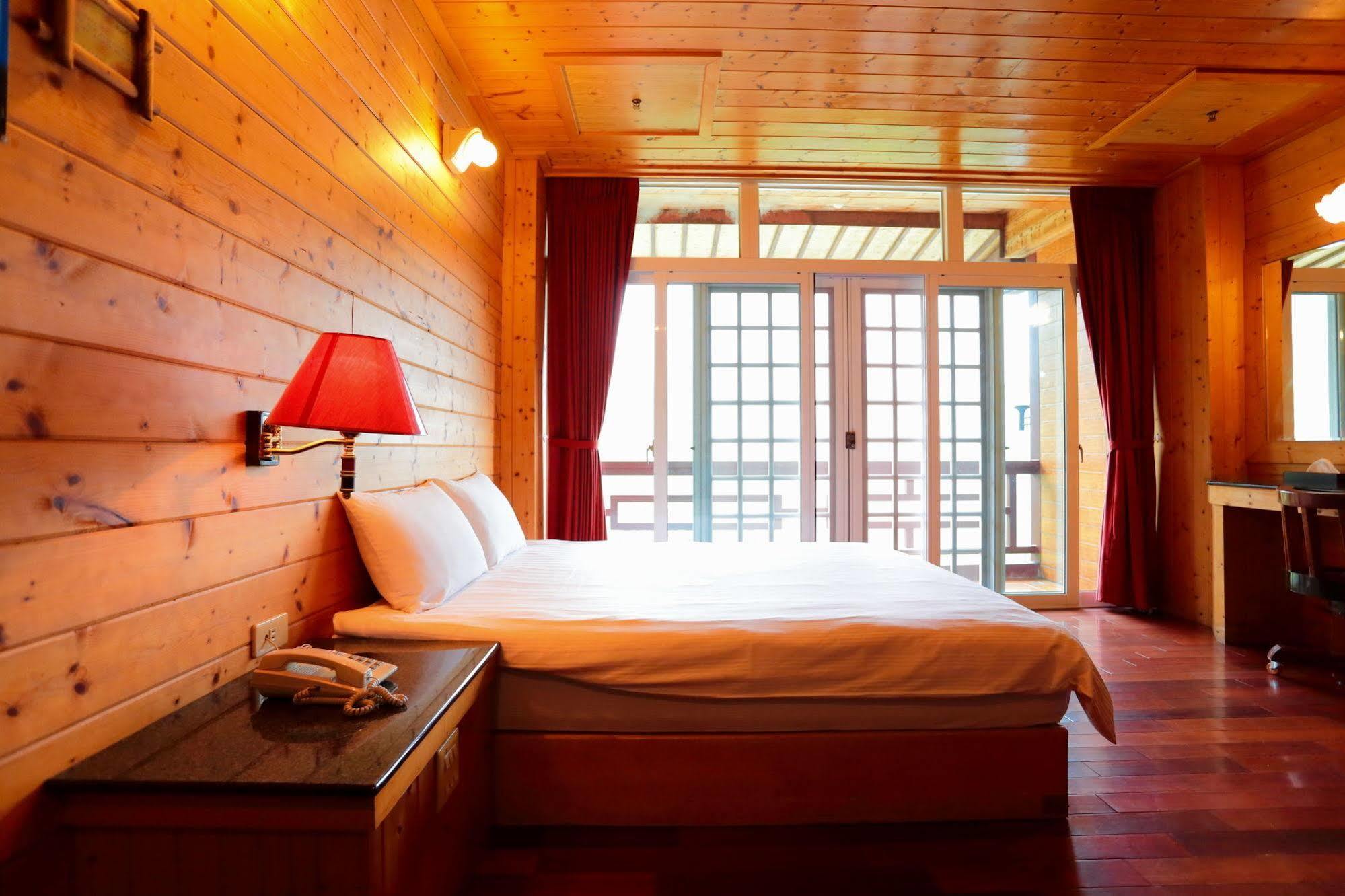 Kingtaiwan Hotel Lugu Exteriör bild