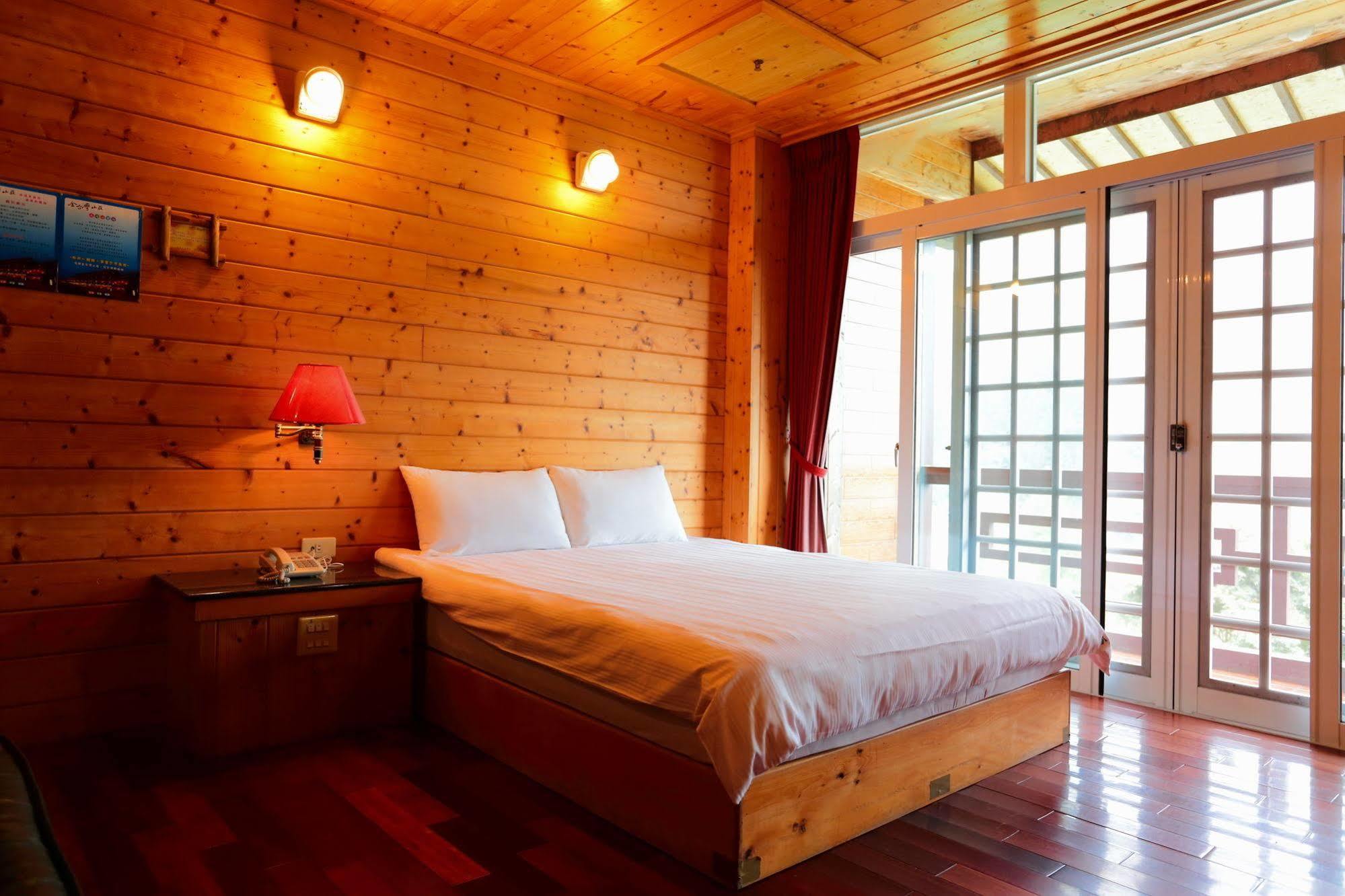 Kingtaiwan Hotel Lugu Exteriör bild